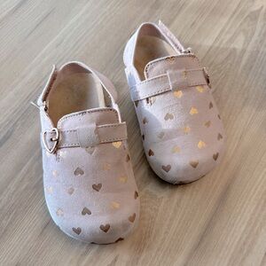 Old Navy Faux Suede Buckled Clog Slip On Shoes, Pink with Gold Hearts